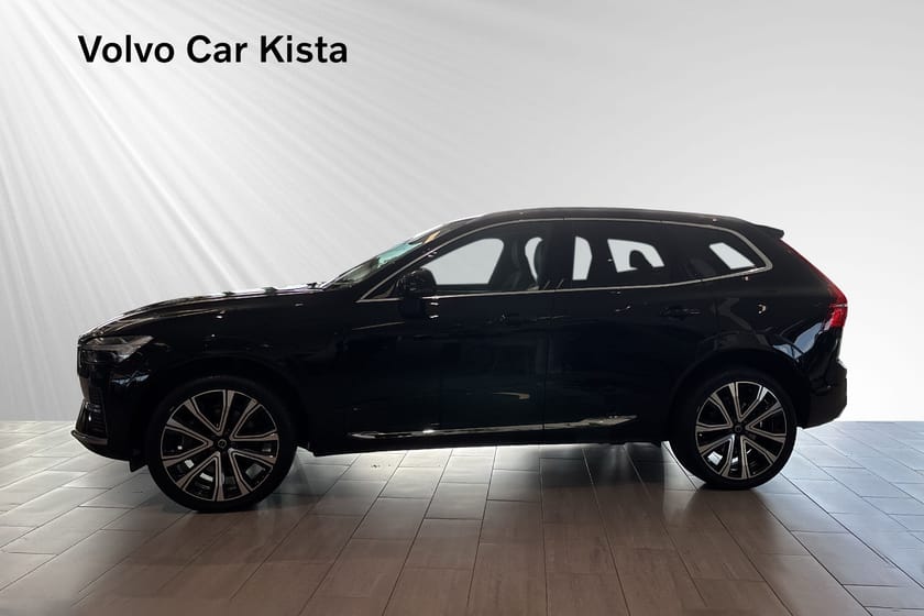 Bild 3 av Volvo XC60 T6 II Ultimate Bright B/W HUD Luftfj Pano 360kam