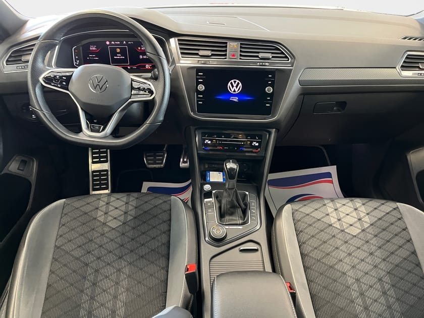 Bild 5 av Volkswagen Tiguan Allspace 7-sätes R-Line 2.0 TDI 200hk 4M *P.Värm/7-Sits*