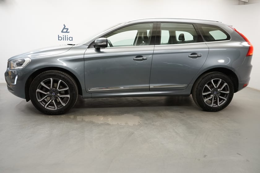 Bild 2 av Volvo XC60 D4 AWD Classic Summum, Taklucka, Dragkrok