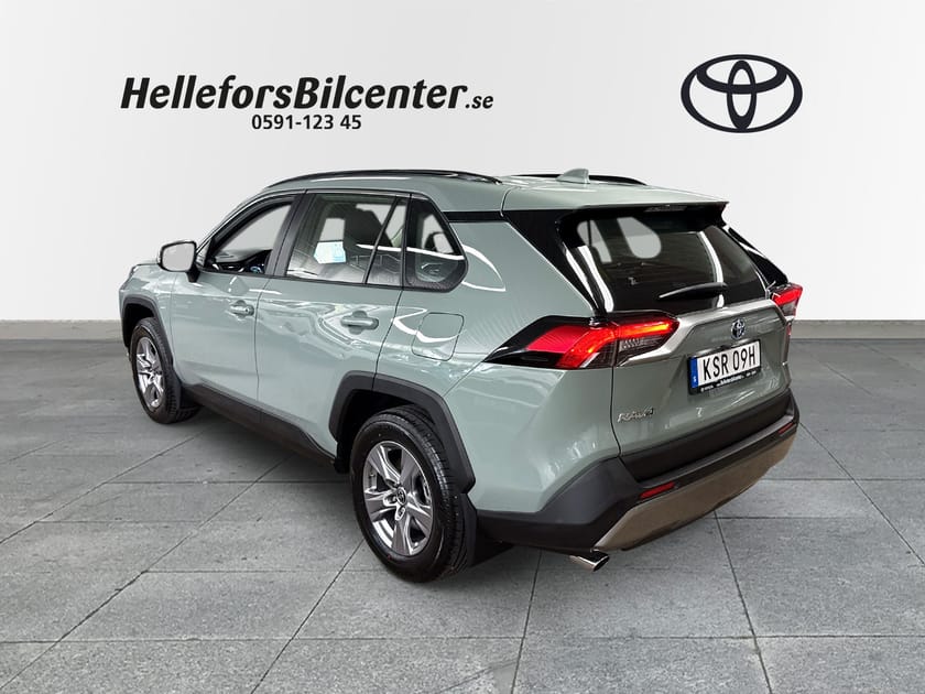 Bild 2 av Toyota RAV4 Hybrid AWD-i 222hk Active Komfort Värmare med app Carplay Android auto