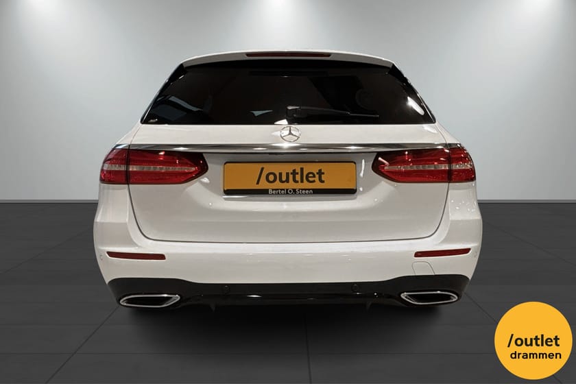 Bilde 4 av Mercedes-Benz E 220 T d 4MATIC 220T 4Matic/ AMG/Premium Plus/Burmester/Hengerfeste