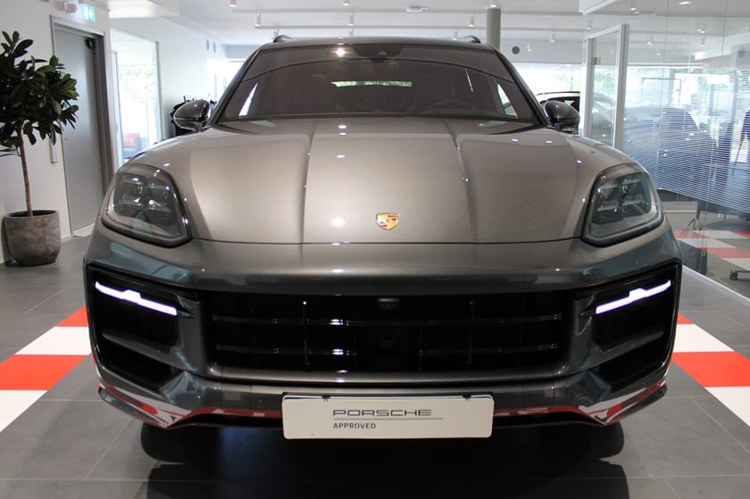 Bild 3 av Porsche Cayenne S E-Hybrid 