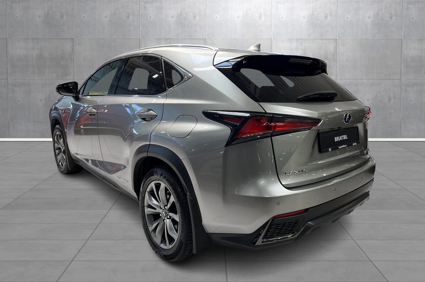 Bilde 3 av Lexus NX 300h AWD