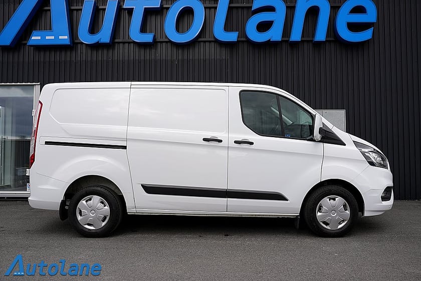 Bild 2 av Ford Transit Custom 280 2.0 EcoBlue, Dragkrok, PDC, 3-sits 130hk