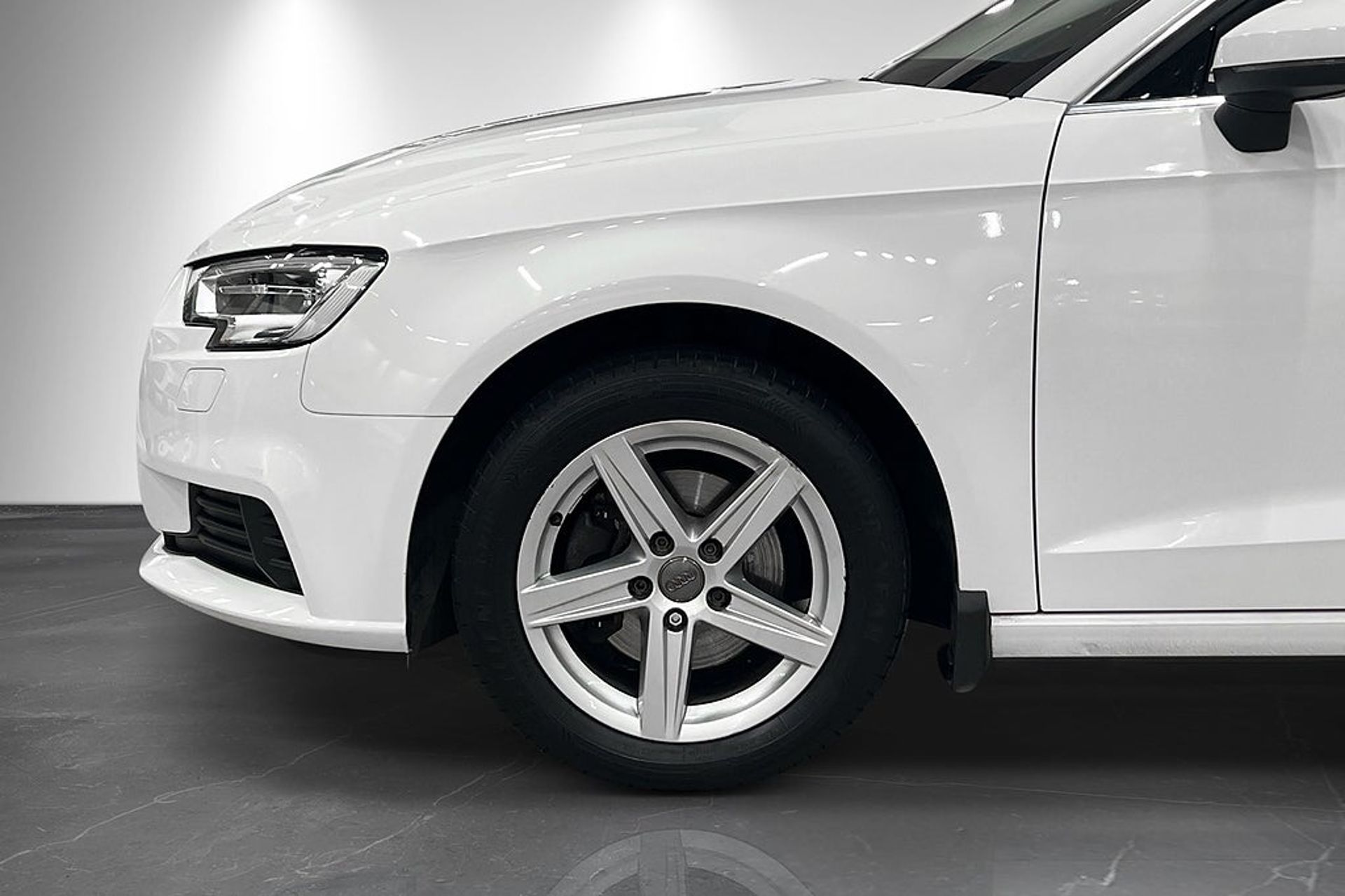 Audi A3 Sportback 35 TFSI 150hk S Tronic 2019, kuva 3/10