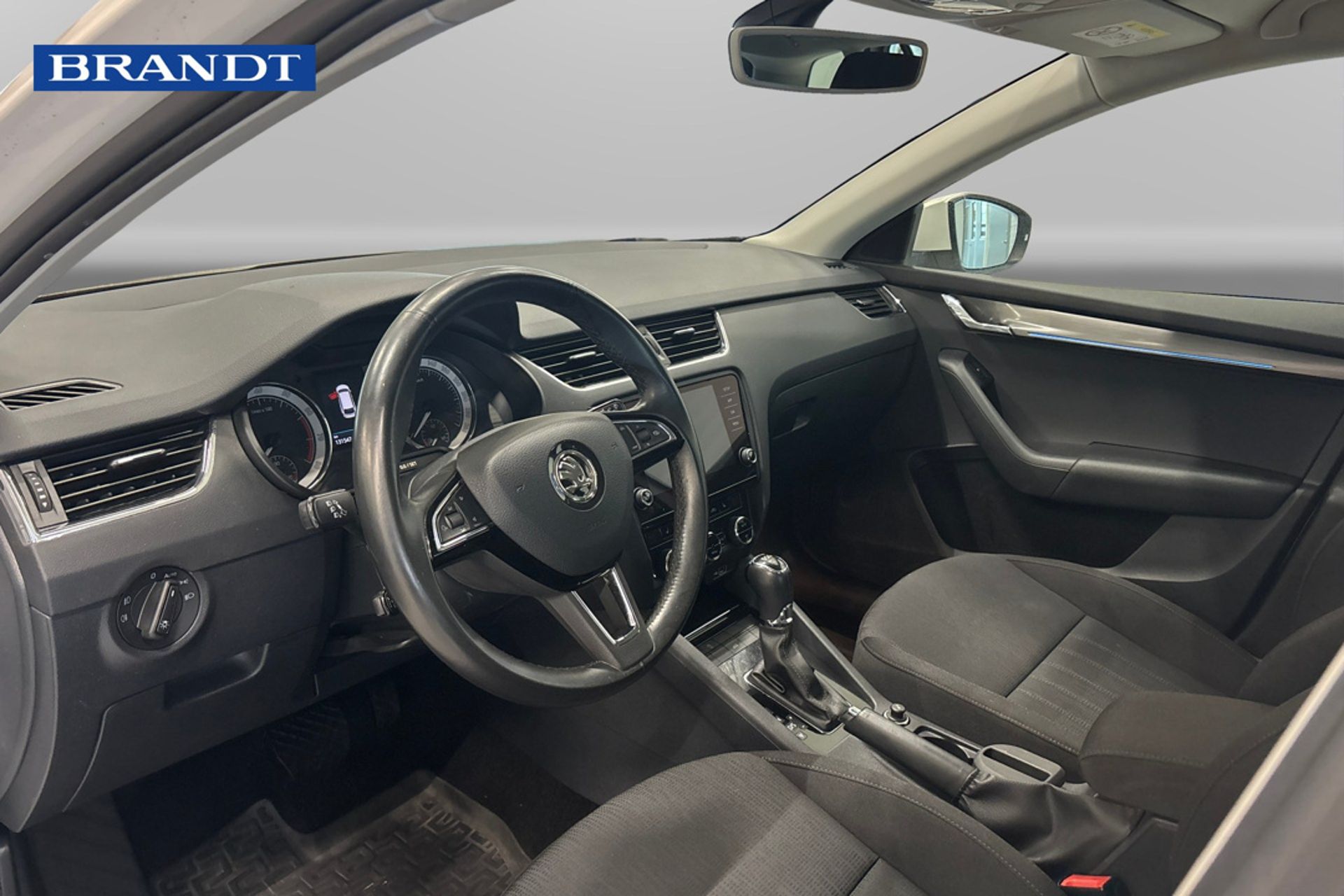 Skoda Octavia COMBI 3 1.0 TSI 2019, bild 5/10