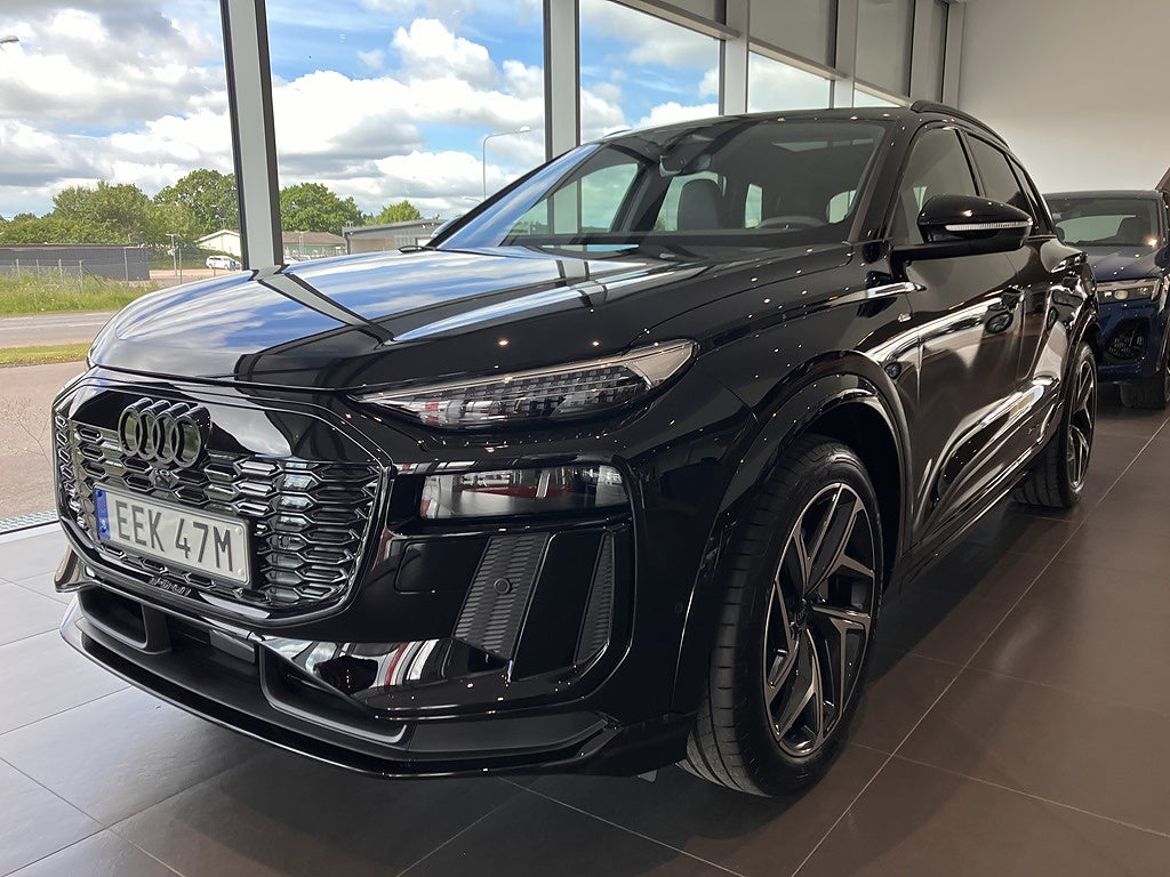 Audi Q6 e-tron 2026