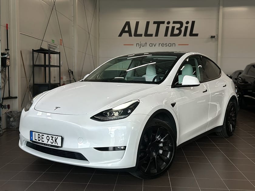 Bild 1 av Tesla Model Y Long Range AWD