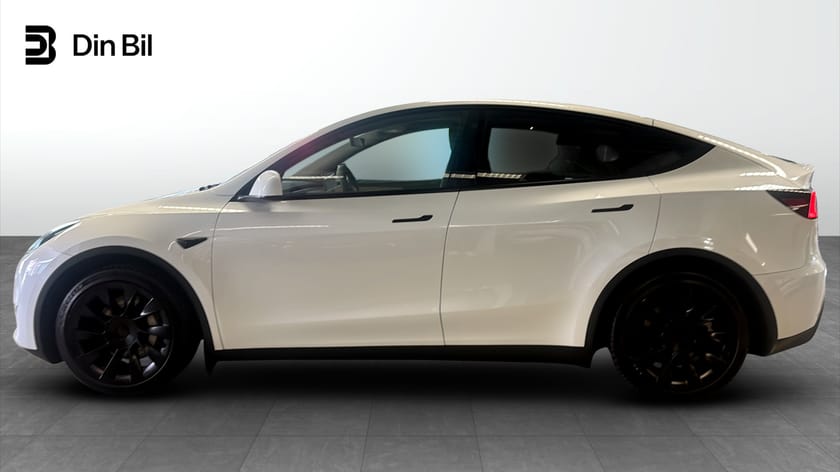 Bild 2 av Tesla Model Y Long Range AWD 514 HK