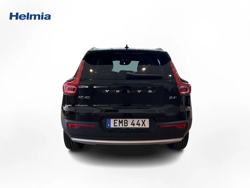 Bild 8 av 13 – Volvo XC40 D4 AWD Momentum Advanced Edition