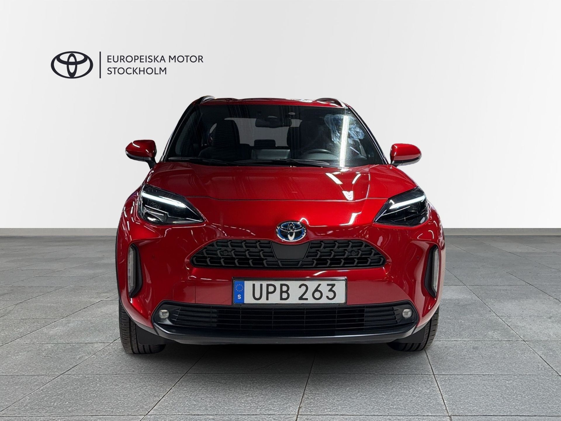 Toyota Yaris Cross Hybrid AWD-i 2023, photo 6/10