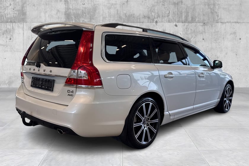 Bilde 5 av Volvo V70 D4 Firehjulstrekk/Hengerfeste/Cruise/Tec.pk/Navi +++