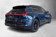 Thumnail bilde 3 av Audi e-tron 55 quattro