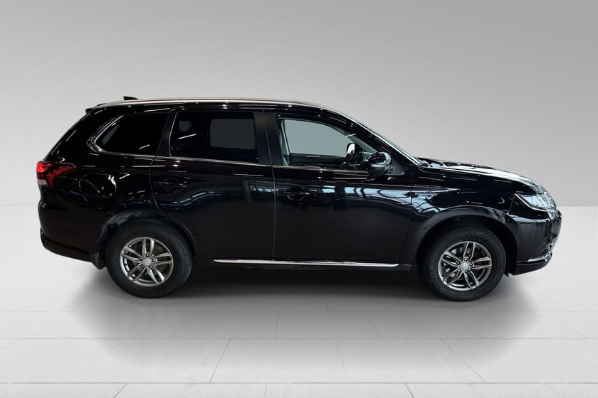 Bilde 4 av Mitsubishi Outlander PHEV Intense+, Krok, El.bakluke, Varme ratt. 360 kamera