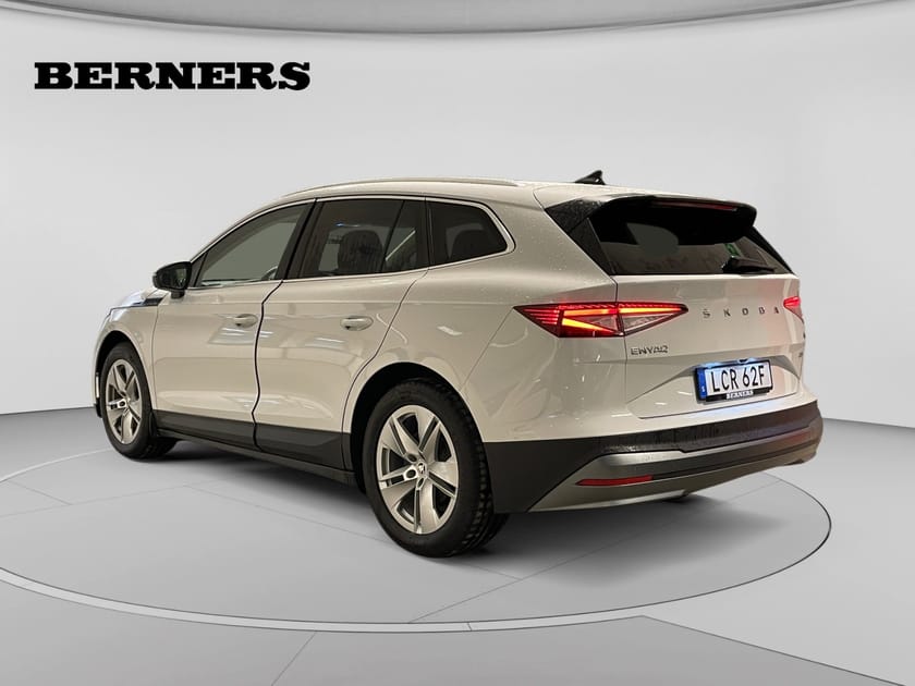 Bild 3 av Škoda Enyaq iV 80x Läderklädsel / Dragkrok