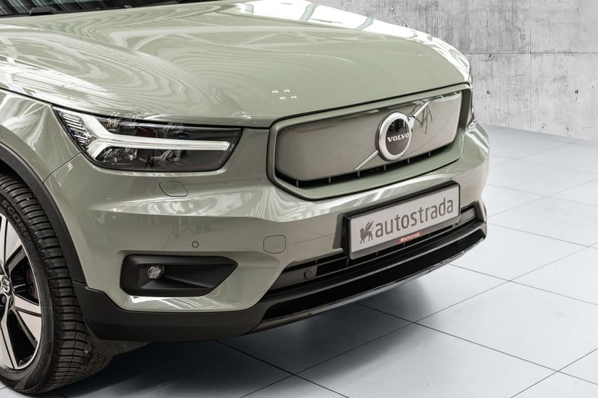 Bilde 3 av Volvo XC40 P8 AWD Recharge R.kam | Skinn | Keyless | El.bakluke | Google |