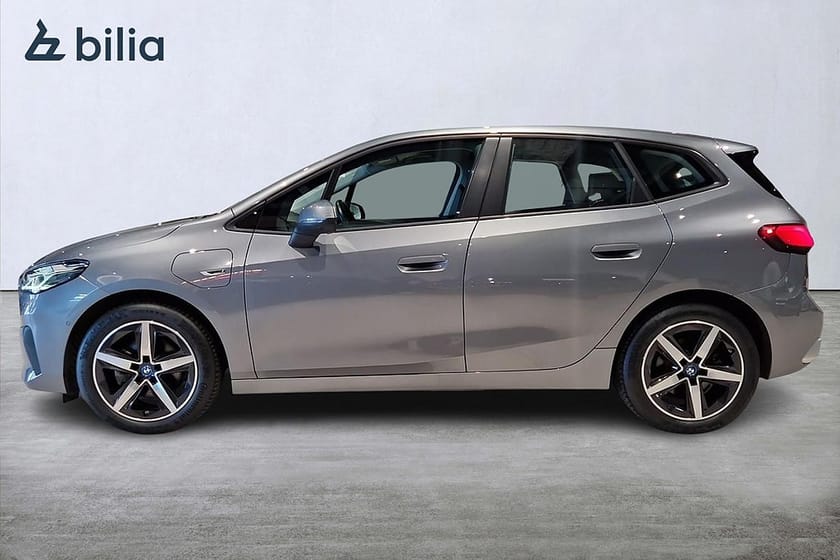 Bild 3 av BMW 225e xDrive Active Tourer Drag Nav Head-Up