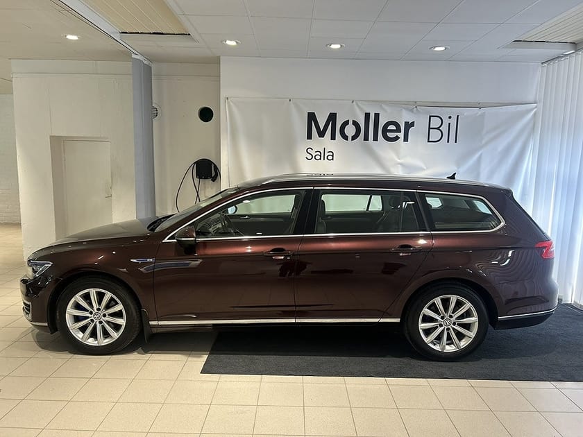 Bild 3 av Volkswagen Passat Variant GTE Sportscombi 1.4 Tsi 218hk Värmare|Drag|Nav