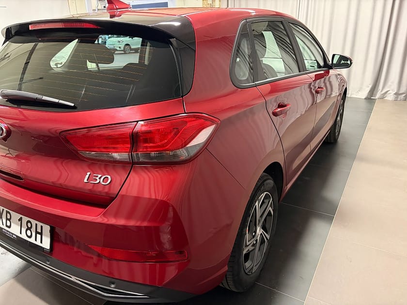 Bild 4 av Hyundai i30 1.0 T-GDI iMT Essential Inkl. Vinterhjul