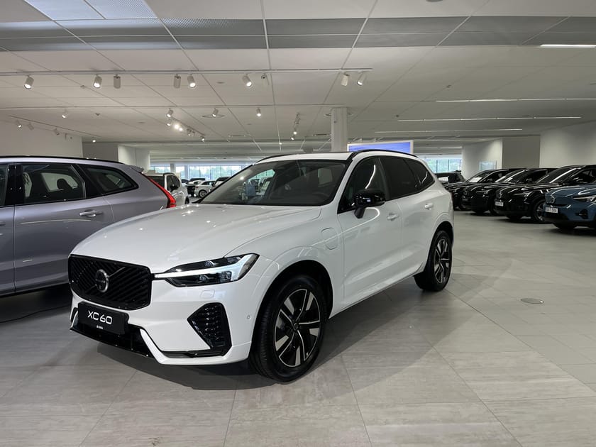 Bild 1 av Volvo XC60 T6 Plus Dark Nordic Edition