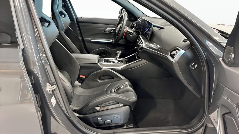 Bild 3 av BMW M3 Competition xDrive M Race Trackpkt Keramik Broms Skalstolar
