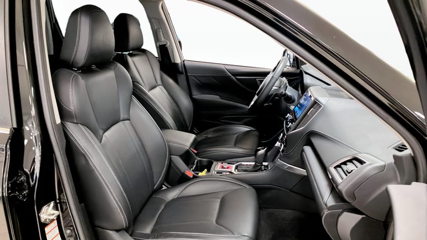 Bild 3 av Subaru Forester e-Boxer 2.0I Ridge Drag/Navi/Helläder , 150hk