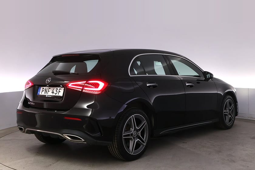 Bild 5 av Mercedes-Benz A 250 e AMG Widescreen Kamera Navi