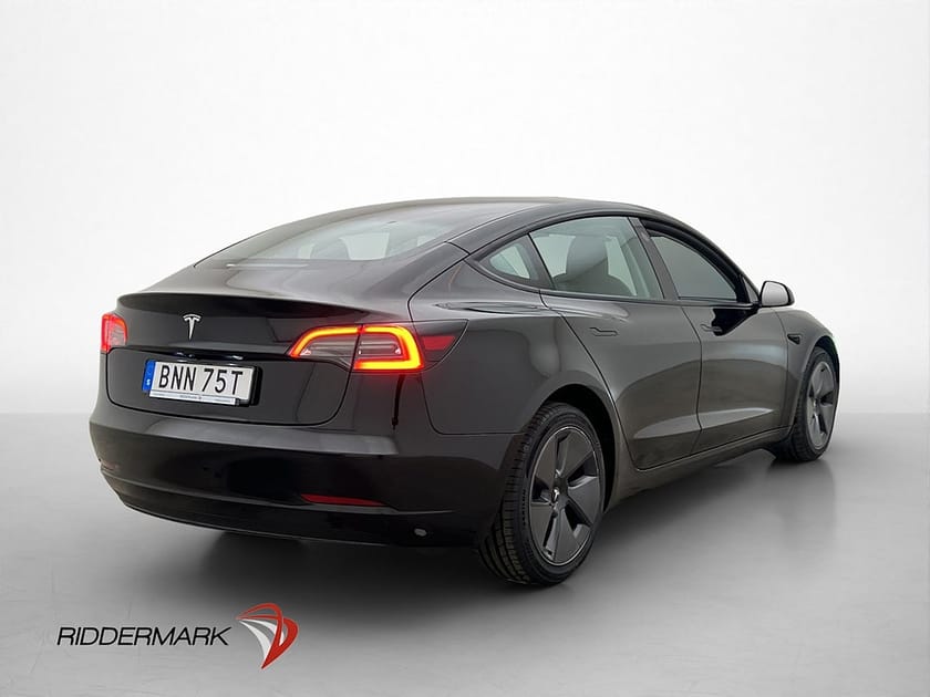 Bild 5 av Tesla Model 3 Standard Range Värmepump Autopilot MOMS