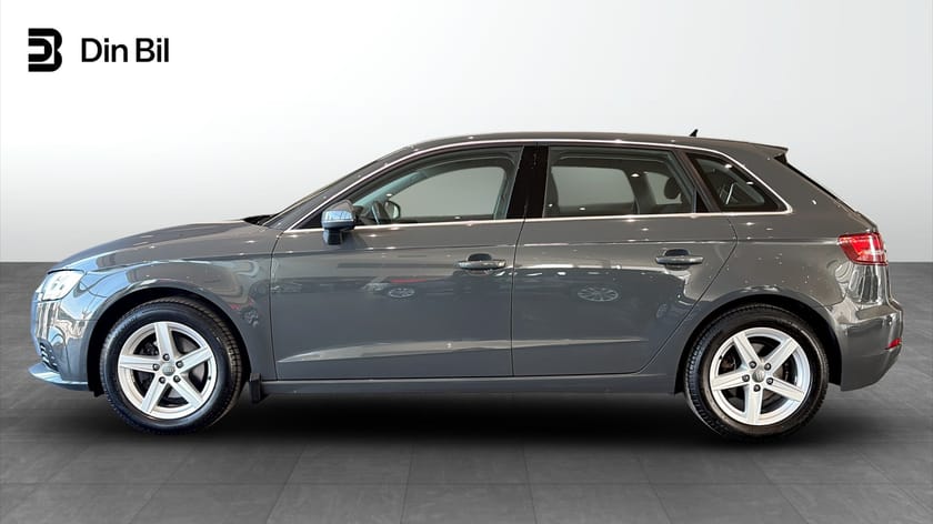 Bild 2 av Audi A3 Sportback 35 TFSI 150 HK S-tronic Proline / Adaptiv farhålla