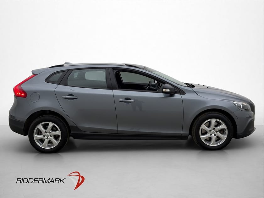 Bild 5 av Volvo V40 Cross Country D2 120hk P-Värmare VoC P-Sensorer