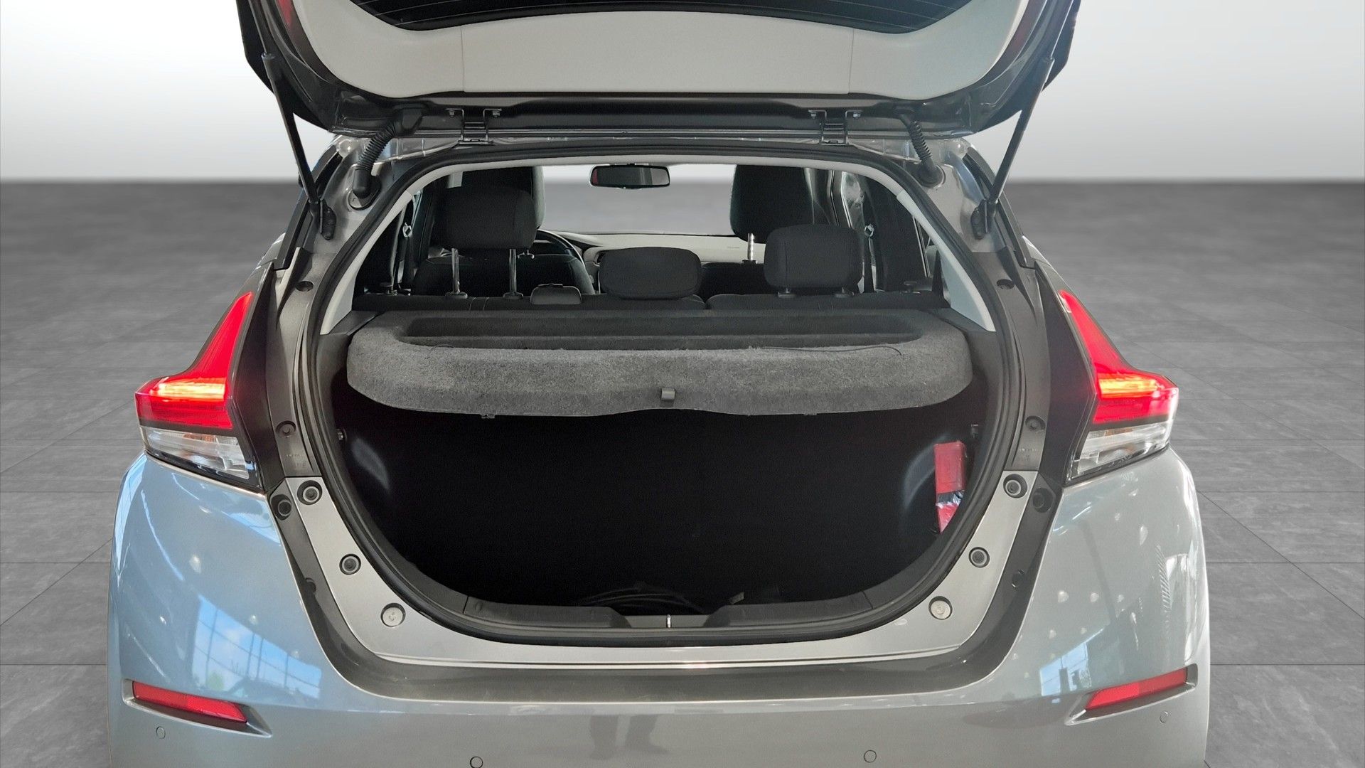 Nissan Leaf e+, 217hp, 2022