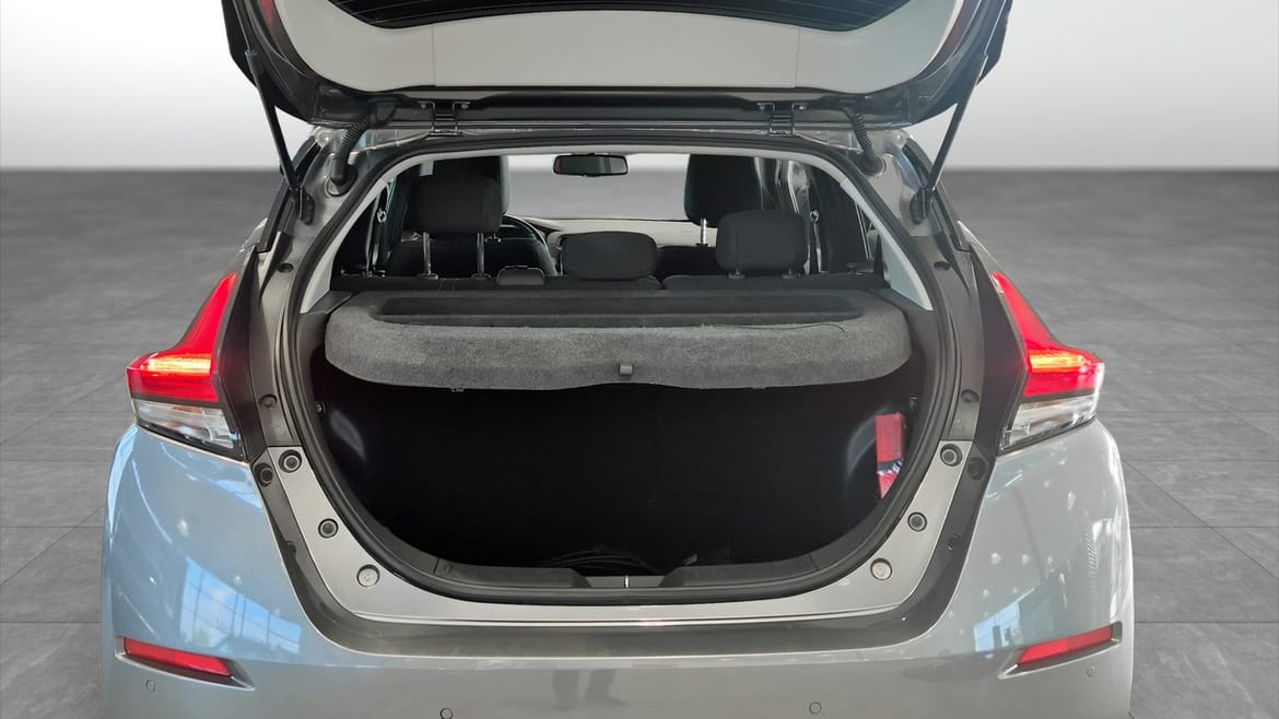 Nissan Leaf e+, 217hp, 2022