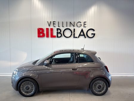 Fiat 500e 42 kWh B-kamera Navi