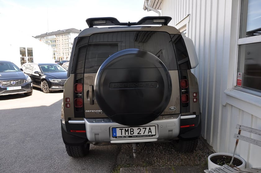 Bild 4 av Land Rover Defender 110 P400 MHEV SE 7-Sits Nav Drag