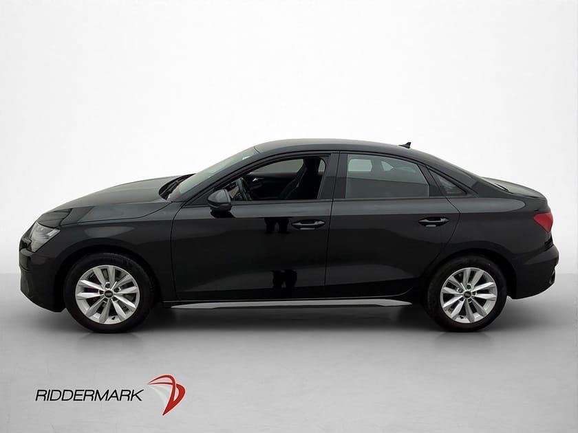 Bild 4 av Audi A3 Sedan 35 TFSI Comfort Cockpit Sportstolar CarPlay P-Sensor