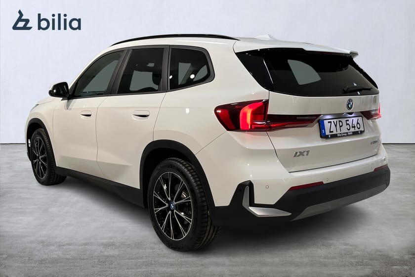 Bild 2 av BMW iX1 xDrive30 / Pano / Dragkrok / Backkamera
