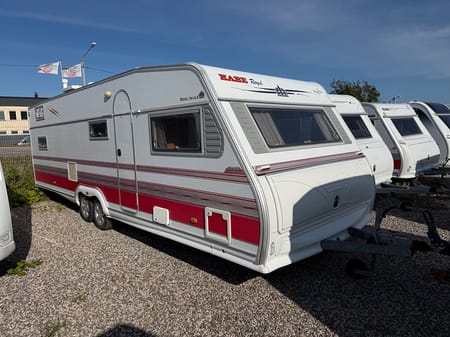 Kabe Trailer Royal 780 GLE KS * Barnkammare & AC *