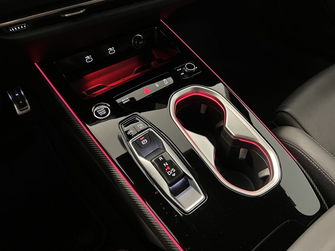 Audi Audi A6 Avant — bild 14