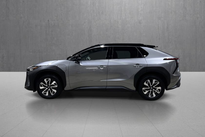 Bilde 2 av Toyota bZ4X AWD Executive Bitone Panorama Krok