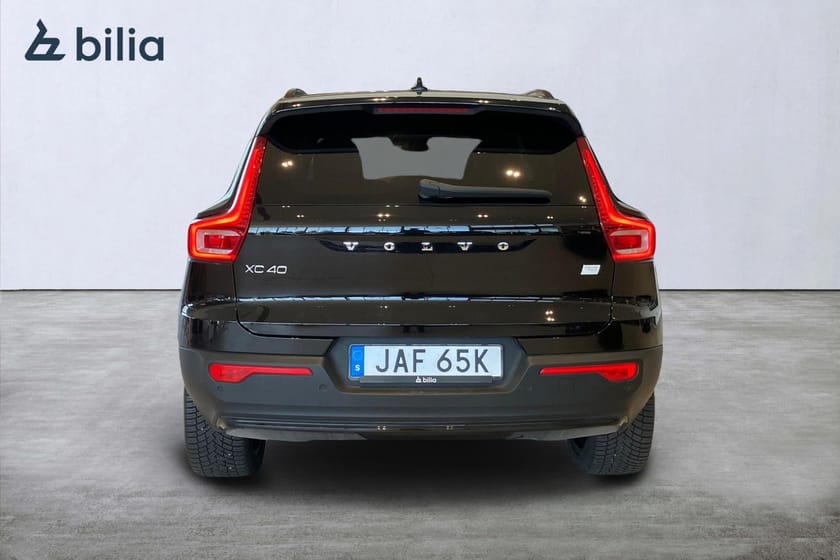 Bild 5 av Volvo XC40 Recharge Twin motor Core Mörkt tonade rutor 5 st Dragkrok halvautomatisk