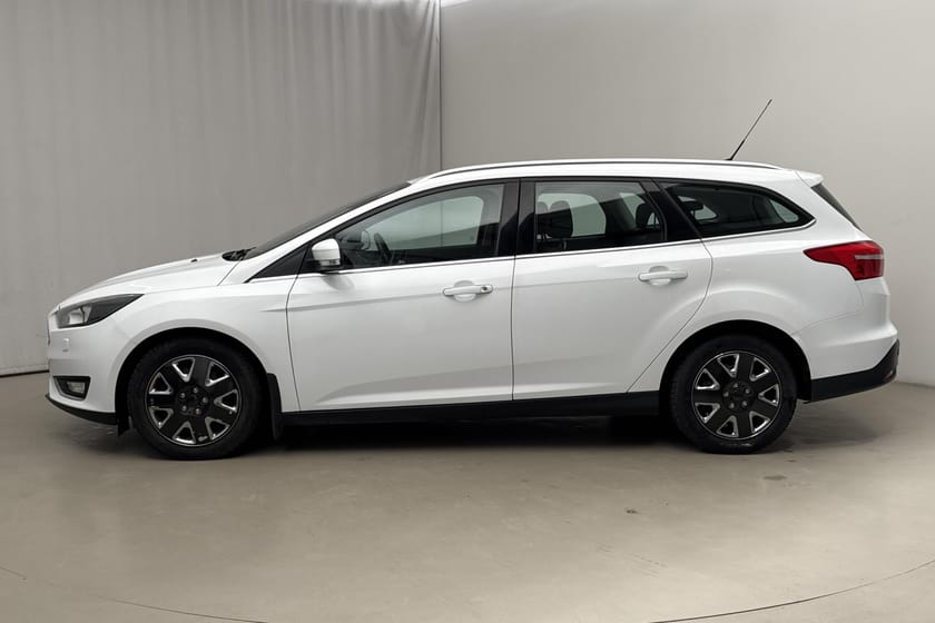 Bild 2 av Ford Focus Kombi 1.0 EcoBoost (125hk) Titanium