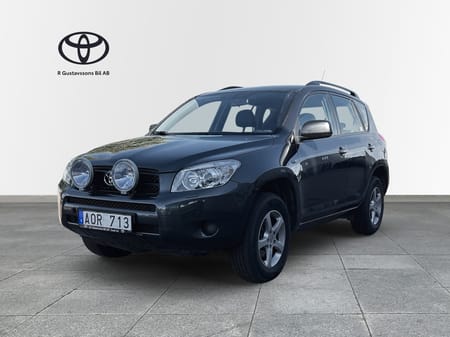 Toyota RAV4 2.0 Automat Vinterhjul Avtagbart dragkrok