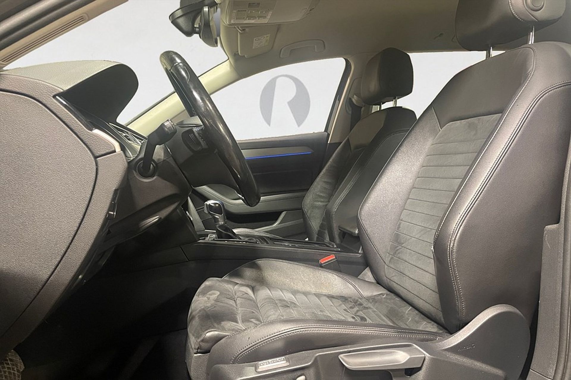 Volkswagen Passat 2018, bild 3/10