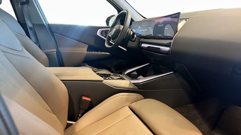 Bild 3 av BMW X3 30e xDrive Panorama H/K Rattvärme Elstol Dragkrok