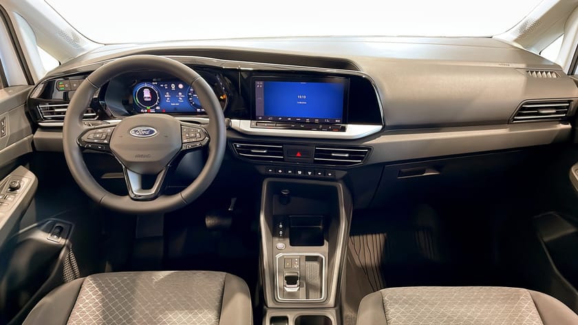 Bild 4 av Ford Tourneo Connect Titanium L1 1.5 ECOBOOST PHEV | Räckvidd 119km |