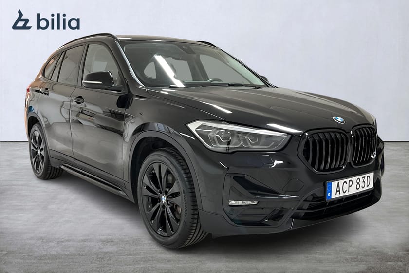 Bild 3 av BMW X1 xDrive25e Sport Line / Navi / HUD / Backkamera / Nya Däck