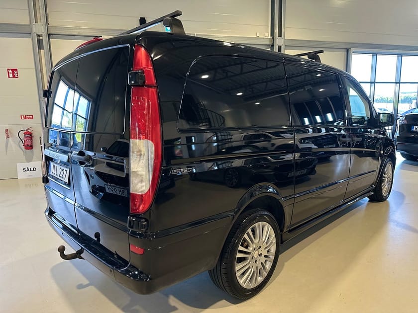 Bild 4 av Mercedes-Benz Vito 122 CDI 3.0t TouchShift / Drag / Lastbågar / 3-Sits