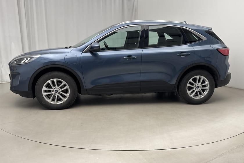 Bild 2 av Ford Kuga Plug-In Hybrid 2.5 PHEV (225hk) Titanium Backkamera