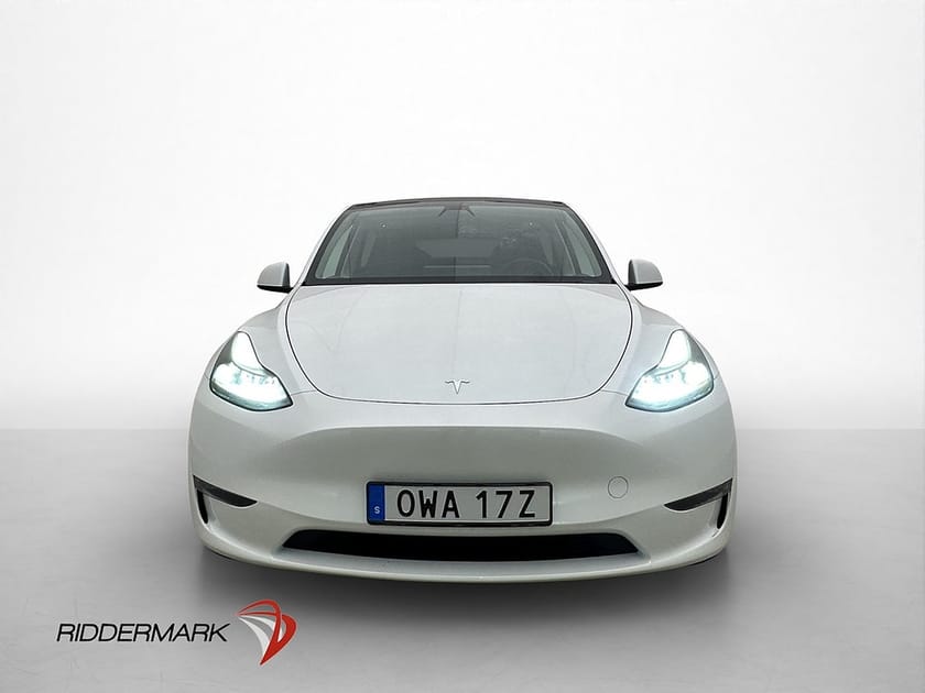 Bild 2 av Tesla Model Y Long Range AWD Uppgraderad Autopilot MOMS