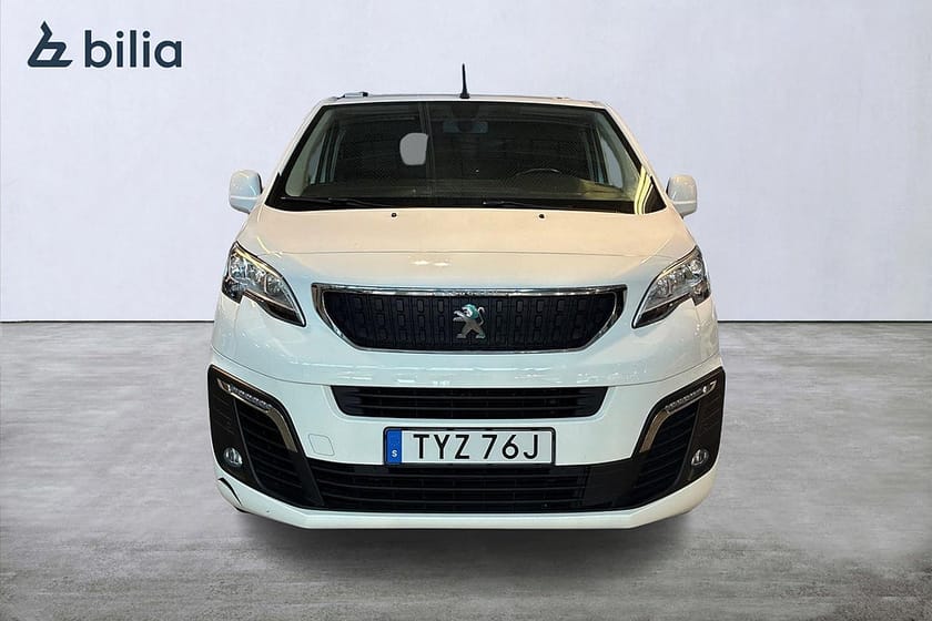 Bild 2 av Peugeot e-Expert 50 kWh 136 Hk Dubbelgolv Takräcke Drag